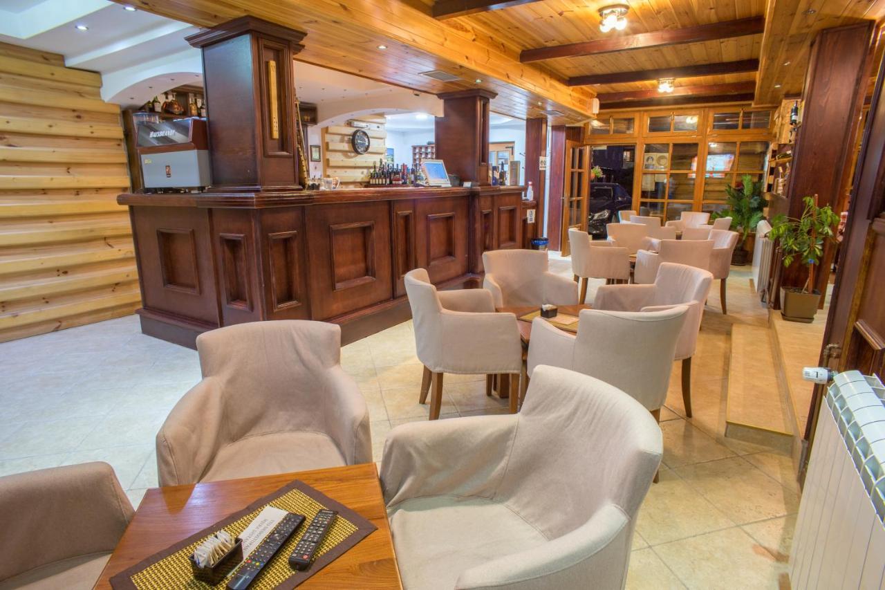 Hotel Pavlovic Žabljak Buitenkant foto